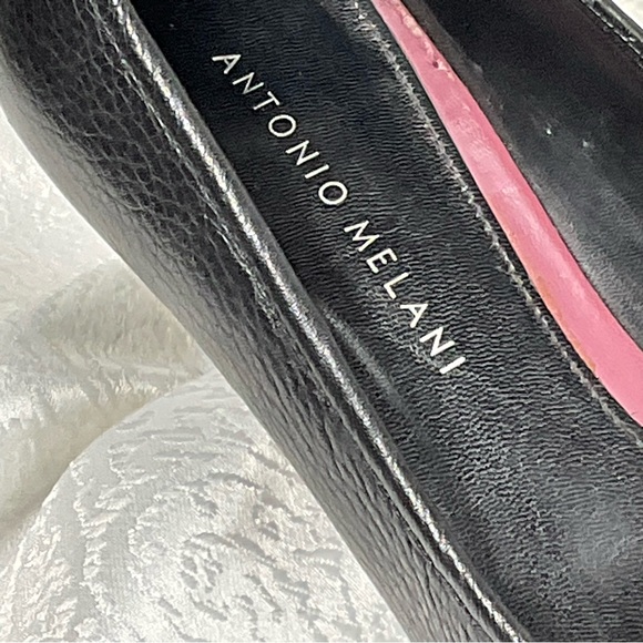 Gorgeous Antonio Milani 7.5 black leather kitten, heel/pump Pointy but Square to - Picture 4 of 13
